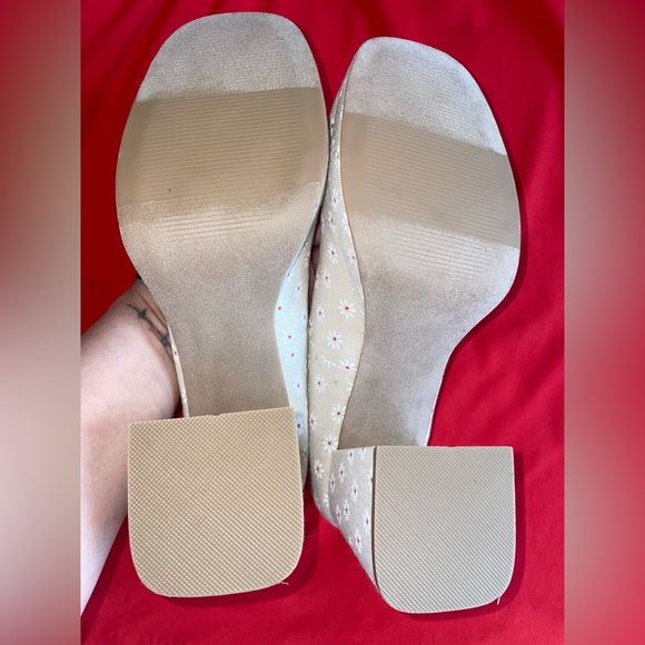 Sold NWT MAIDDEN GIRL CRAZY DAYSI STYLE MARY JANE PLATFORM FLORAL PRINT SIZE 9 - Picture 11 of 14